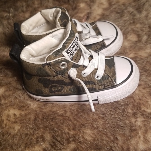 camo converse toddler